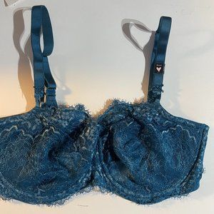 VICTORIA'S SECRET Dream Angel Blue Lace Bra